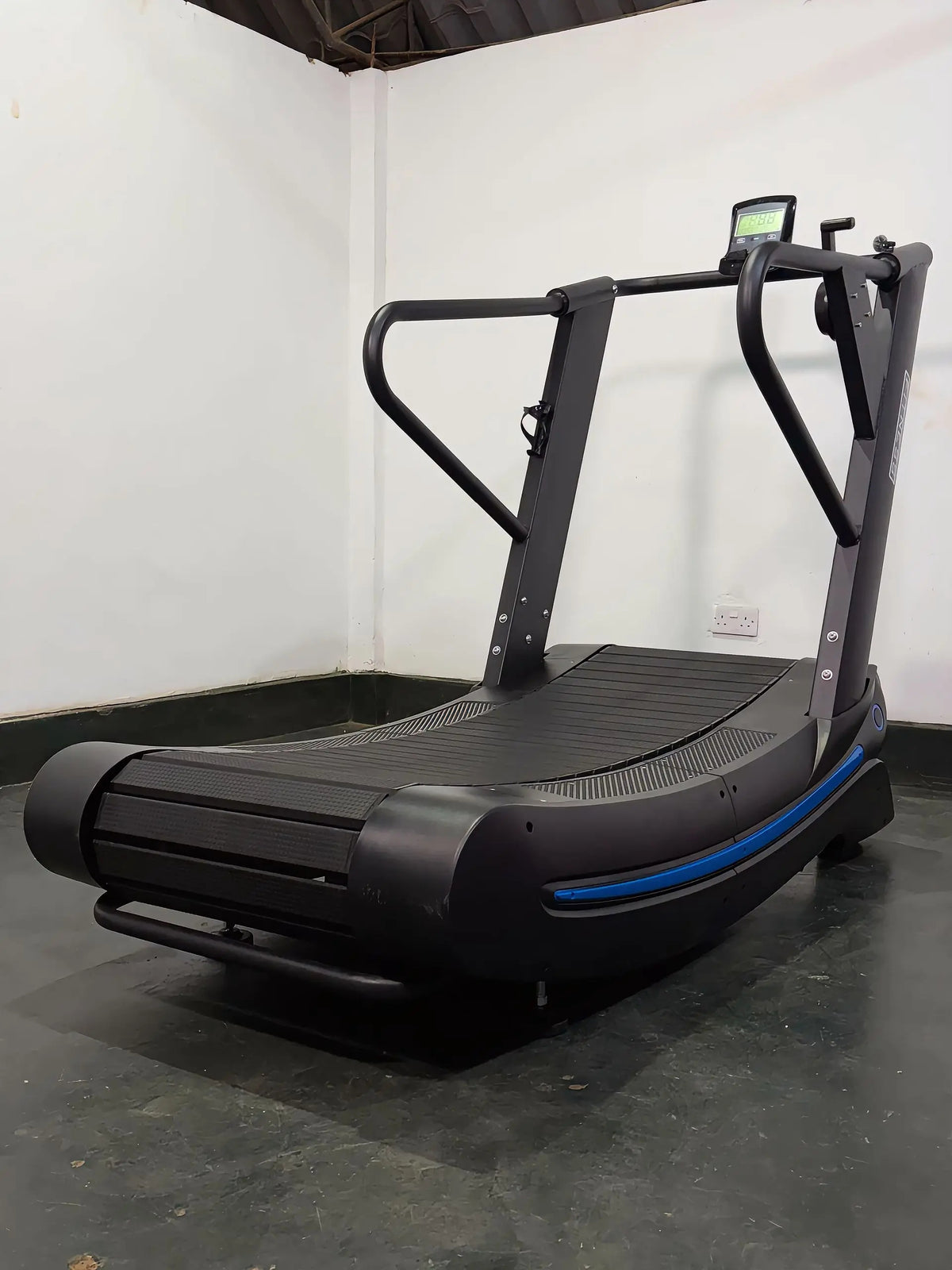 Commercial Curved Manual Treadmill