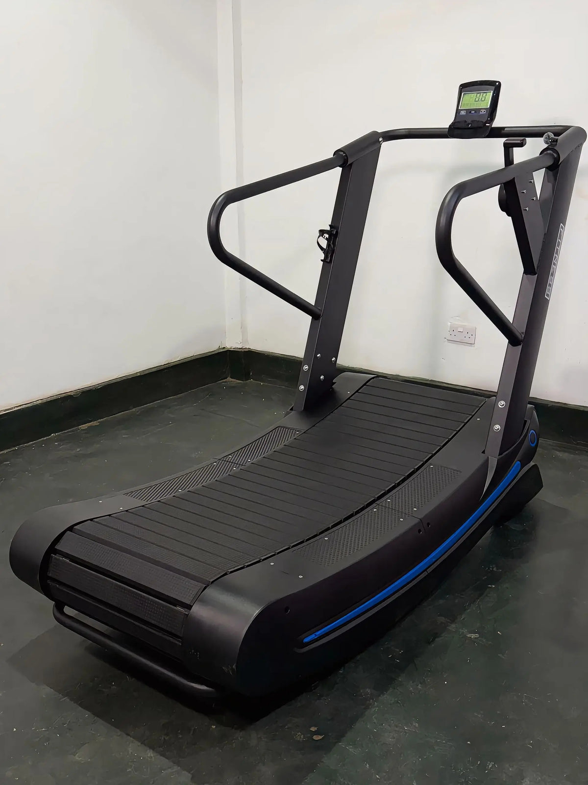 Commercial Curved Manual Treadmill