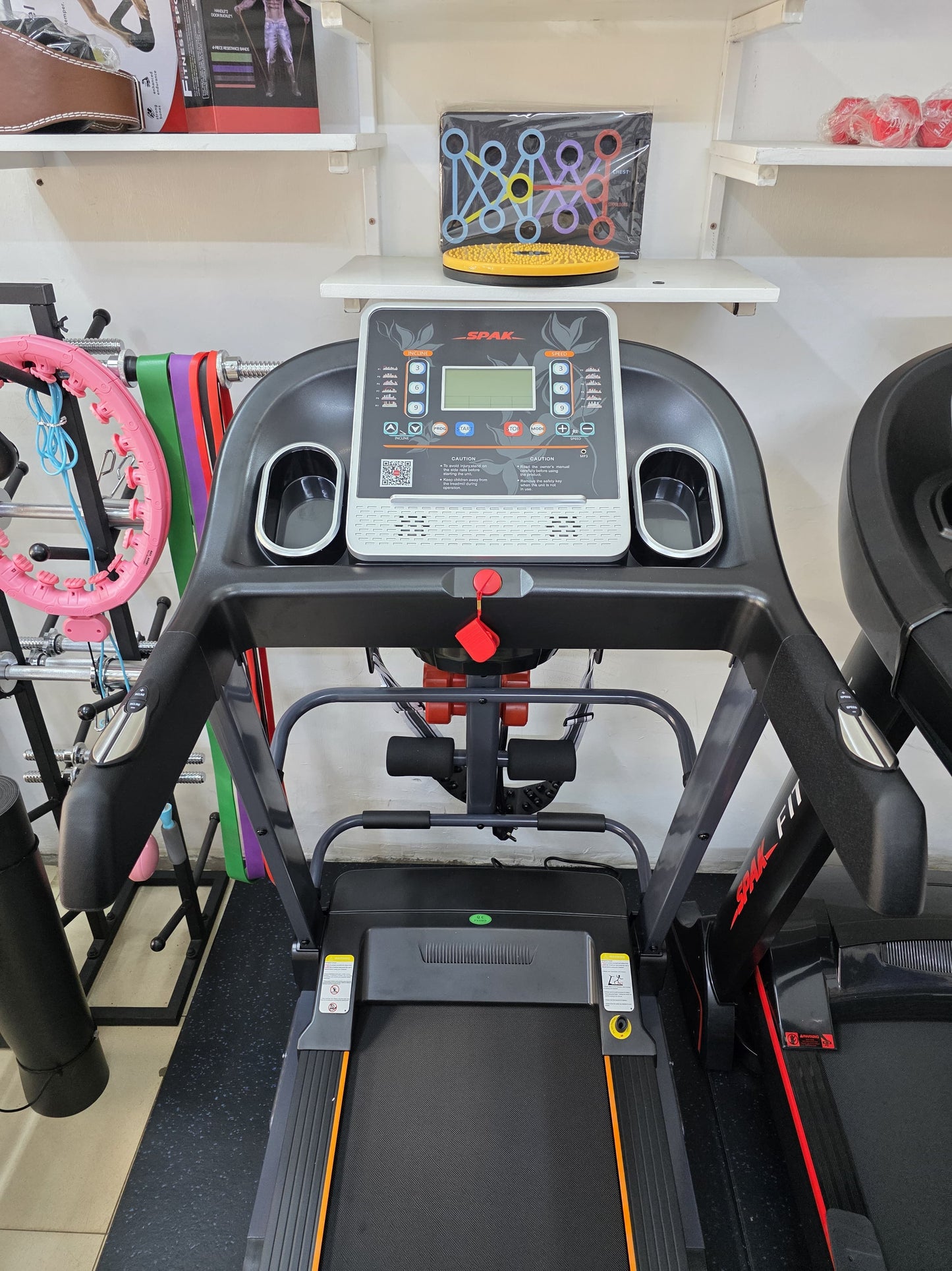 Spak FlexRun-600 Multifunctional Treadmill